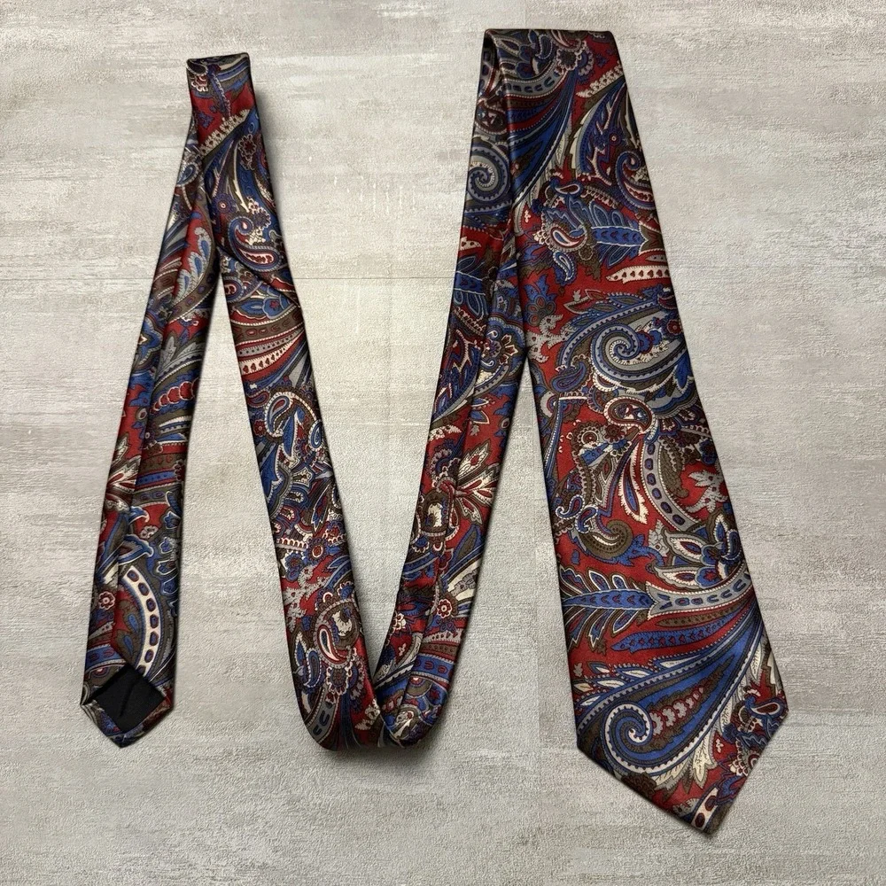 Etienne Aigner Necktie Mens Red‎ Blue Brown White Paisley Business Designer